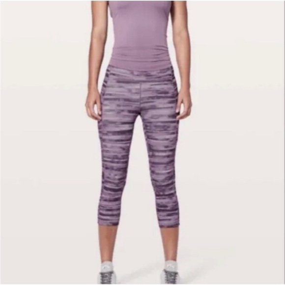 Lululemon legging - Picture 8 of 8